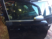 Дверь передняя правая Opel Zafira